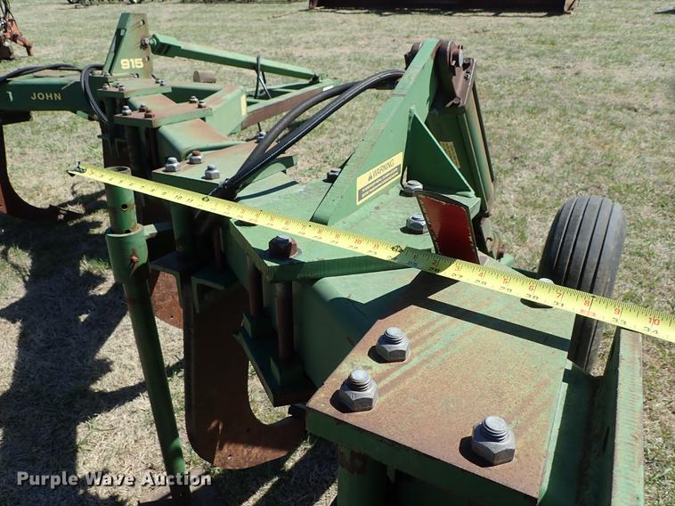 image for item DF1096 John Deere 915 ripper