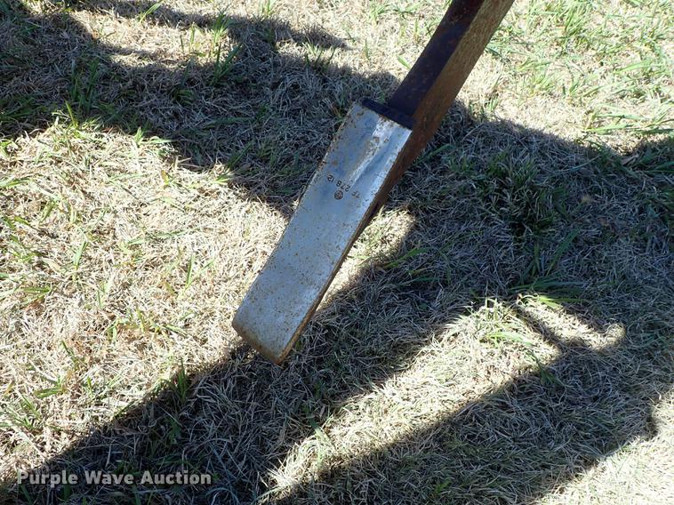 image for item DF1096 John Deere 915 ripper