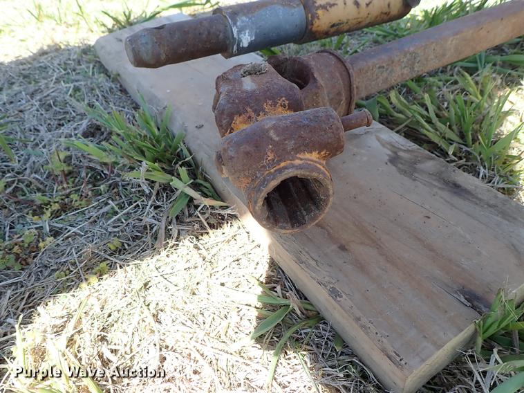 image for item DF1100 Post hole digger