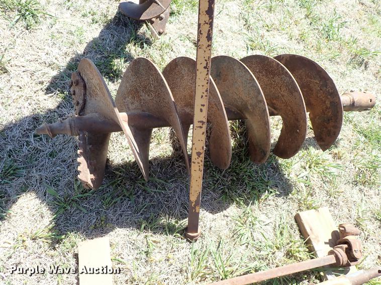 image for item DF1100 Post hole digger