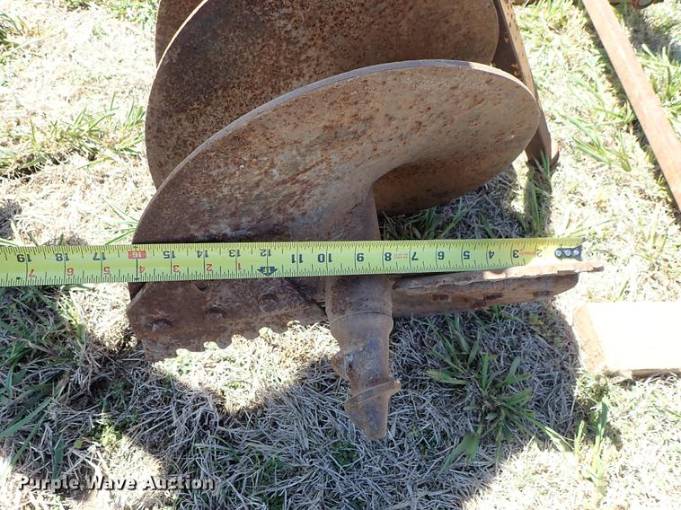 image for item DF1100 Post hole digger