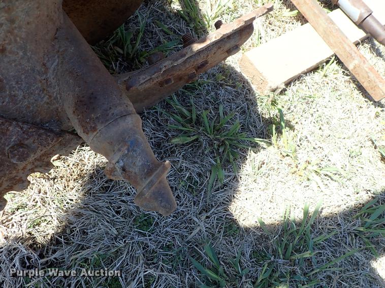 image for item DF1100 Post hole digger