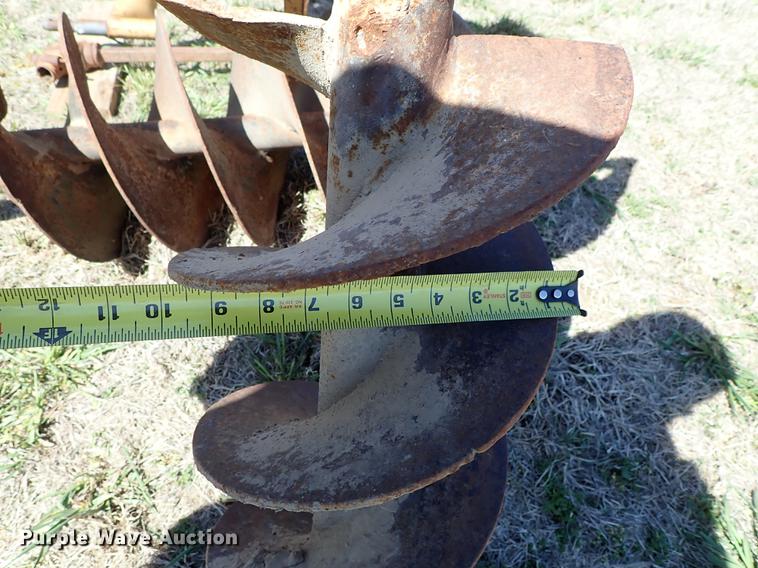 image for item DF1100 Post hole digger