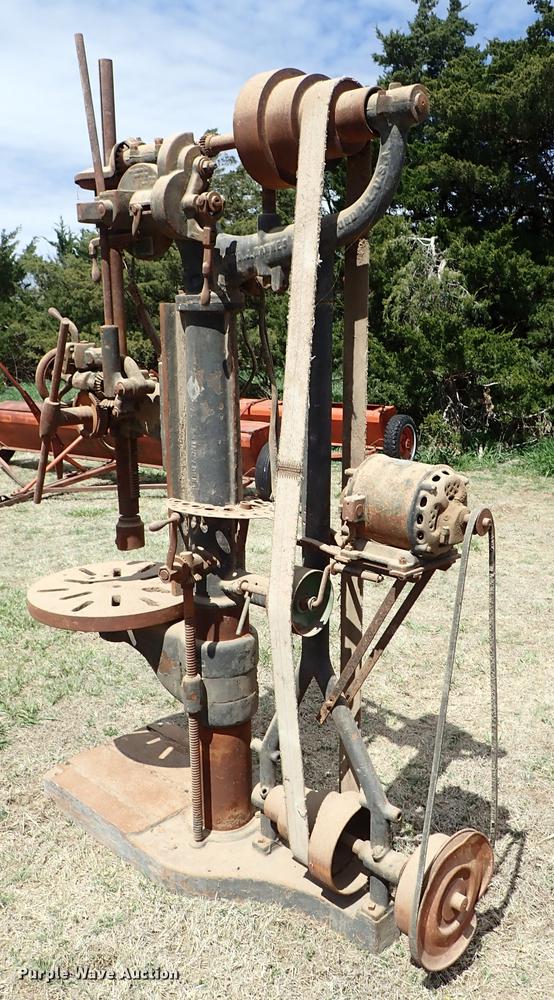 image for item DF1101 English Tool & Supply drill press