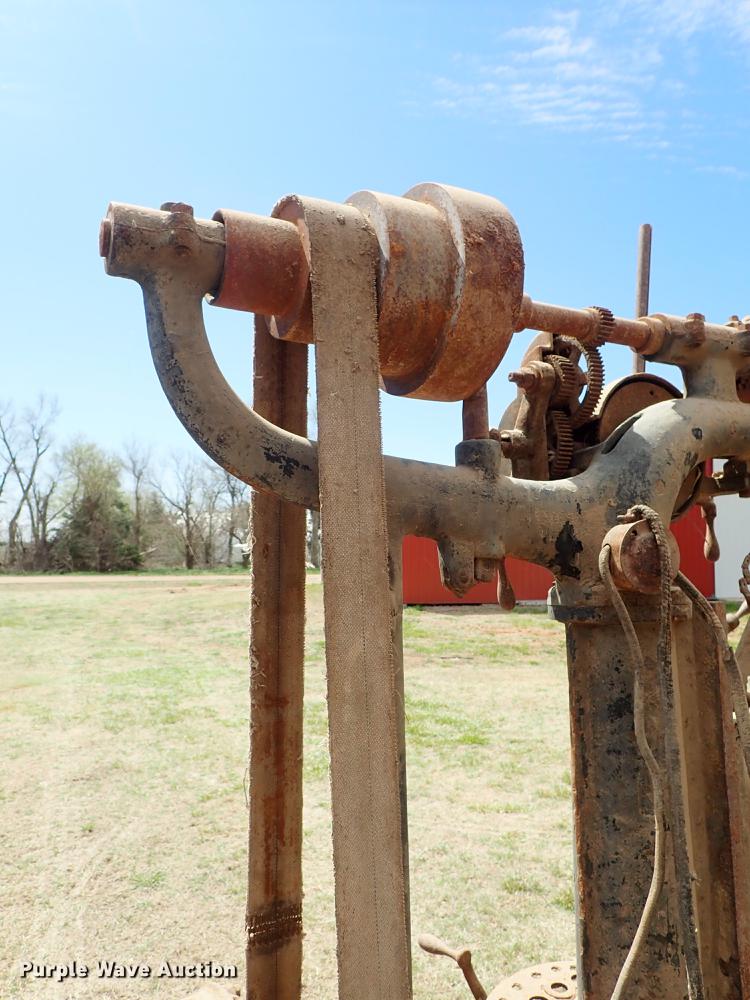 image for item DF1101 English Tool & Supply drill press