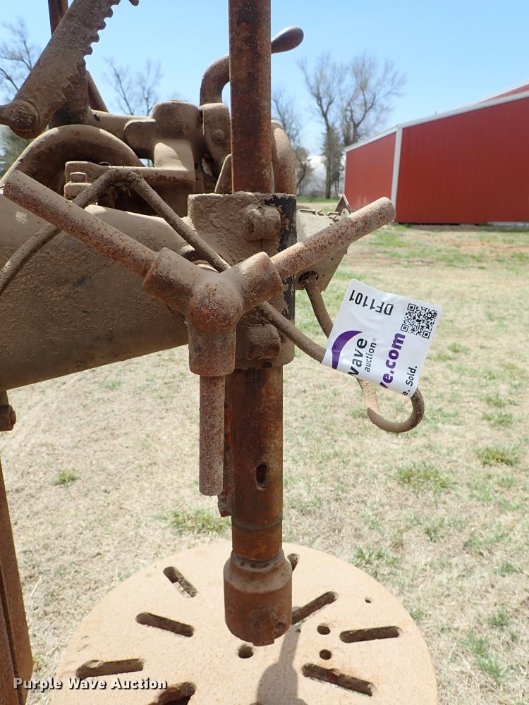 image for item DF1101 English Tool & Supply drill press