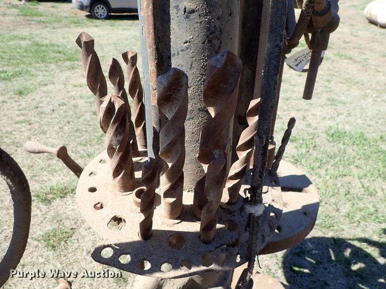 image for item DF1101 English Tool & Supply drill press