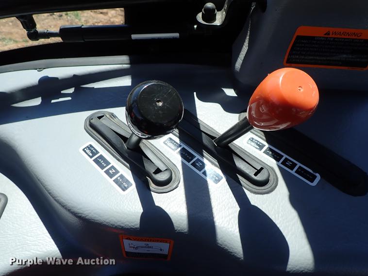 image for item DF1102 Mahindra mPower 75P MFWD tractor