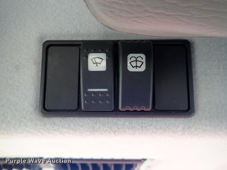 image for item DF1102 Mahindra mPower 75P MFWD tractor