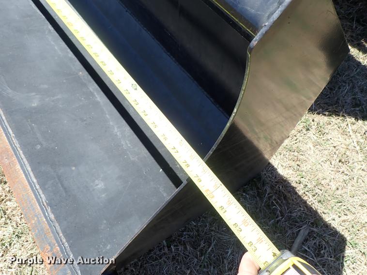 image for item DF1102 Mahindra mPower 75P MFWD tractor