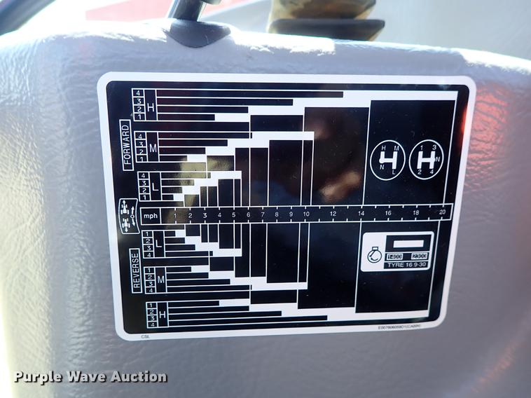 image for item DF1102 Mahindra mPower 75P MFWD tractor