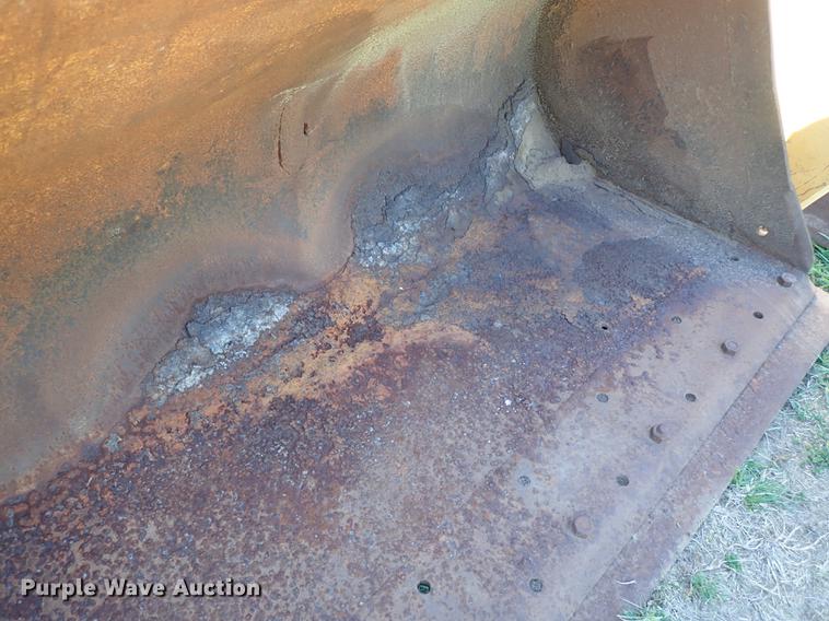 image for item DF1121 (2) loader buckets