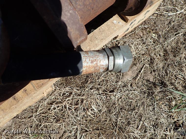 image for item DF1121 (2) loader buckets