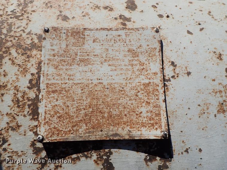 image for item DF1122 (2) propane tanks