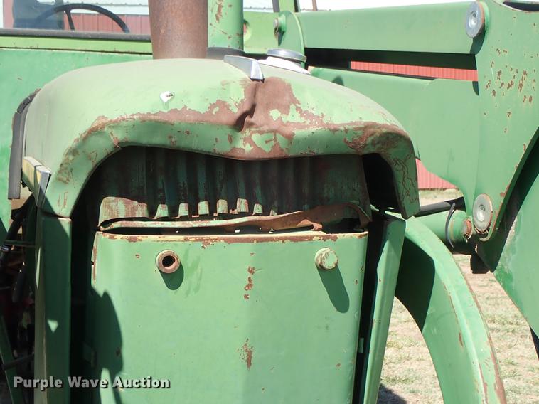 image for item DF1123 1967 John Deere 4020 tractor