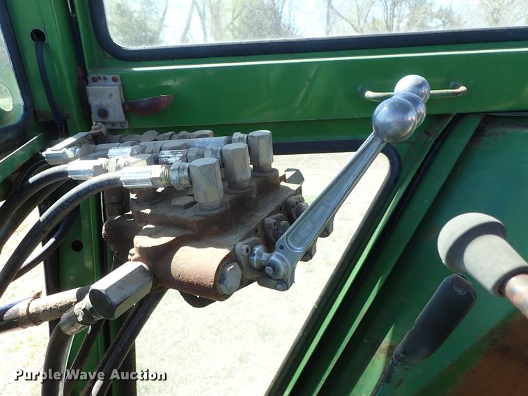 image for item DF1123 1967 John Deere 4020 tractor