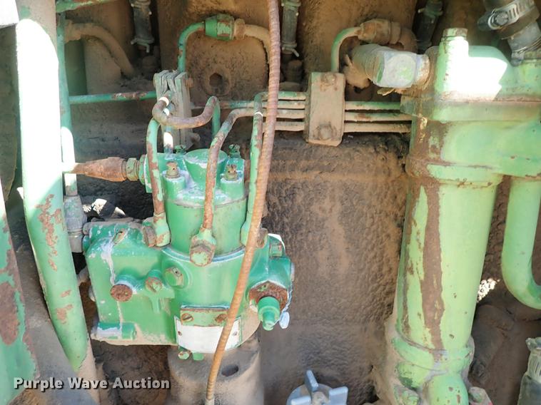 image for item DF1123 1967 John Deere 4020 tractor