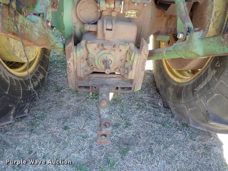 image for item DF1123 1967 John Deere 4020 tractor