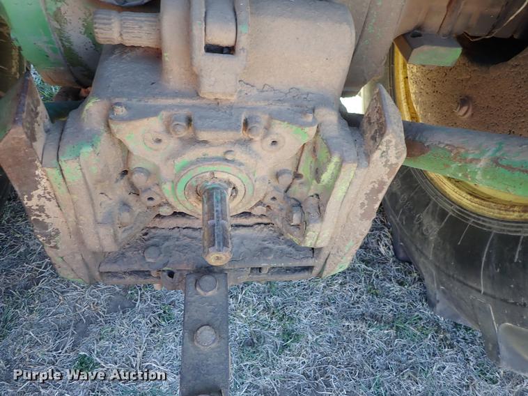 image for item DF1123 1967 John Deere 4020 tractor