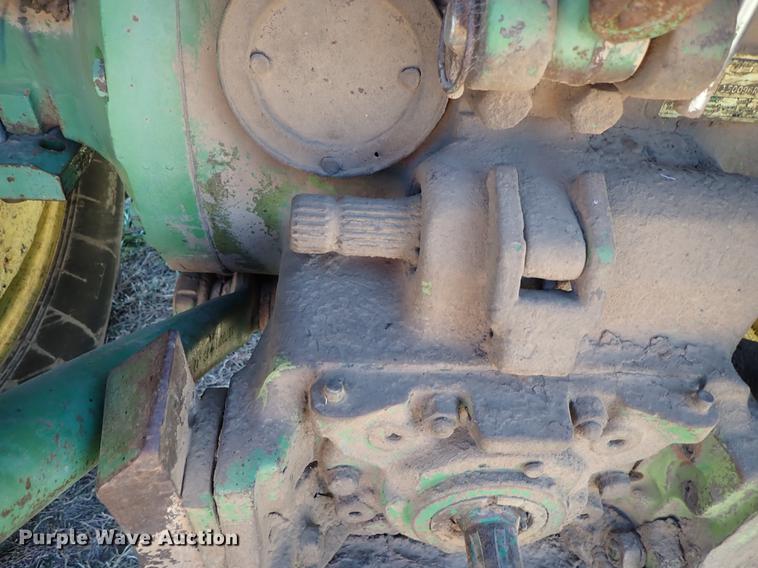 image for item DF1123 1967 John Deere 4020 tractor