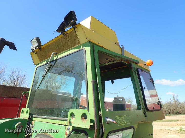 image for item DF1123 1967 John Deere 4020 tractor