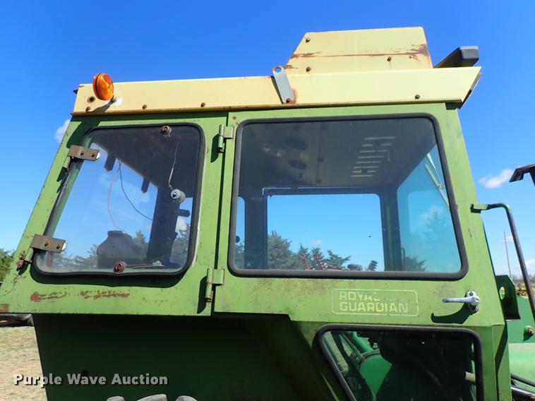 image for item DF1123 1967 John Deere 4020 tractor