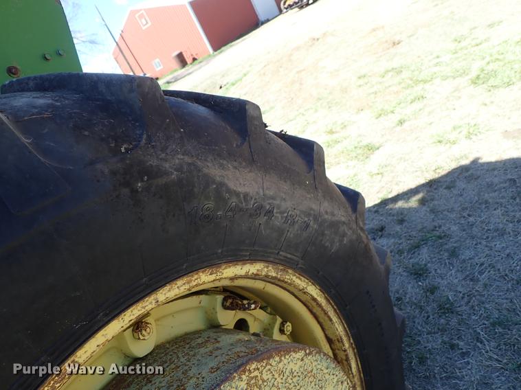 image for item DF1123 1967 John Deere 4020 tractor