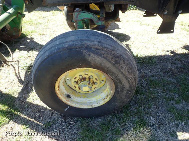 image for item DF1123 1967 John Deere 4020 tractor