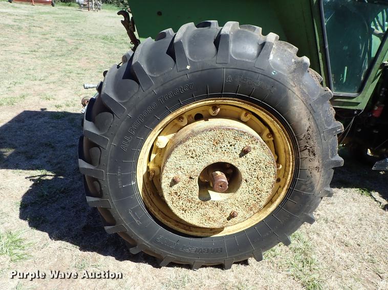 image for item DF1123 1967 John Deere 4020 tractor