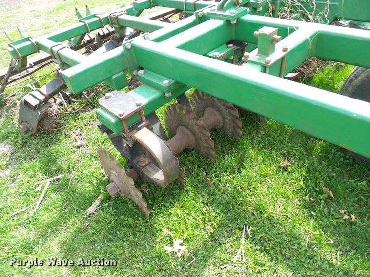 image for item DF7201 2006 Great Plains Turbo Till 4000TT vertical tillage