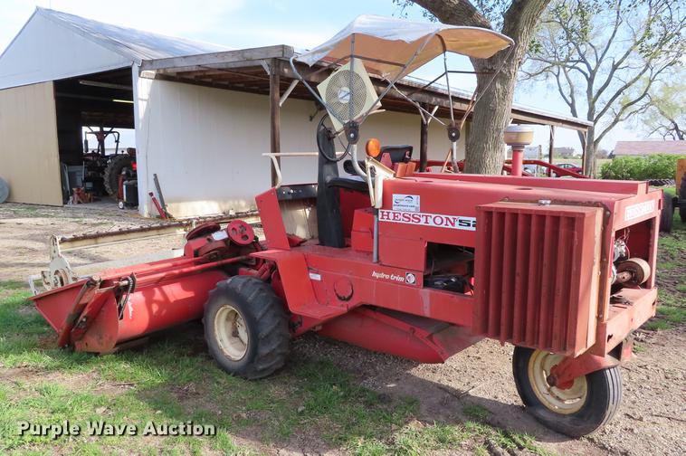 image for item DF7794 Hesston 520 windrower