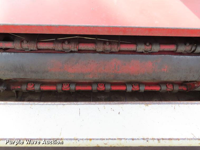 image for item DF7794 Hesston 520 windrower