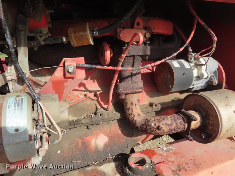 image for item DF7794 Hesston 520 windrower