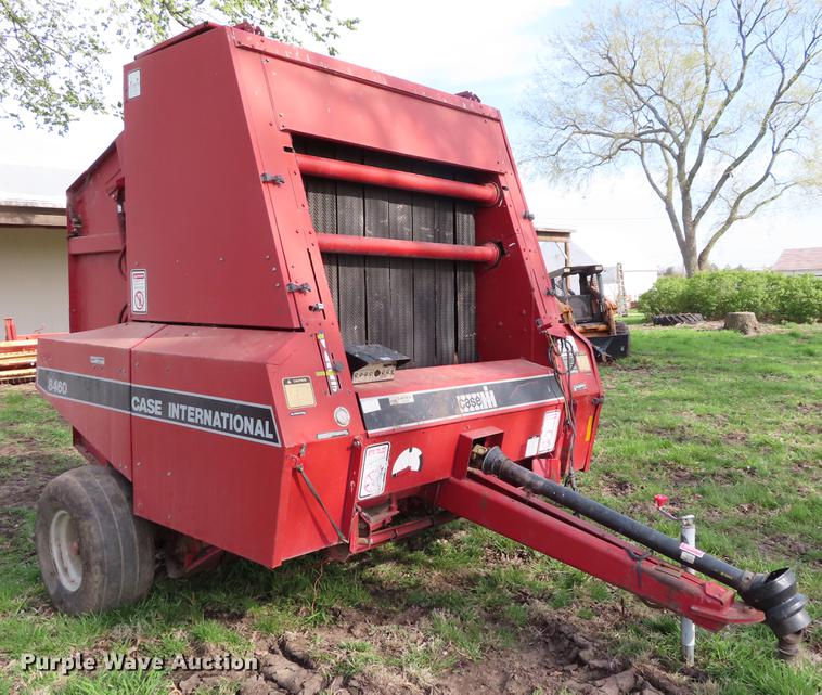 image for item DF7798 1992 Case IH 8460 round baler