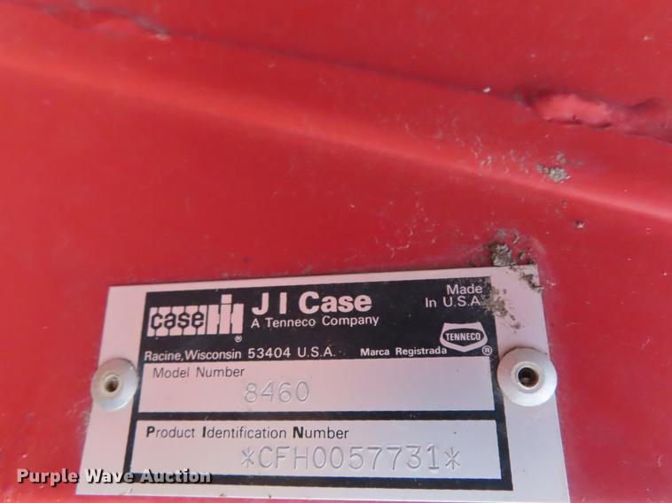 image for item DF7798 1992 Case IH 8460 round baler