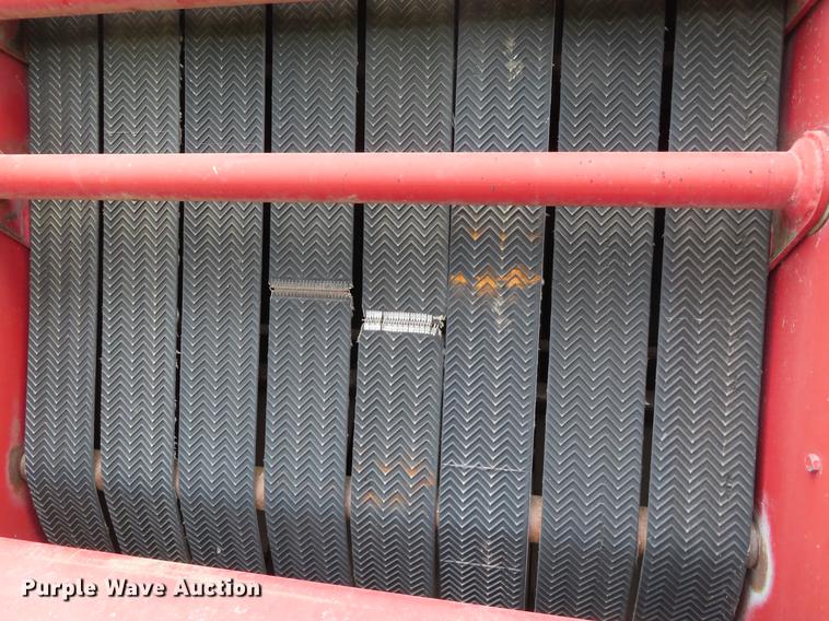 image for item DF7799 1990 Case IH 8460 round baler