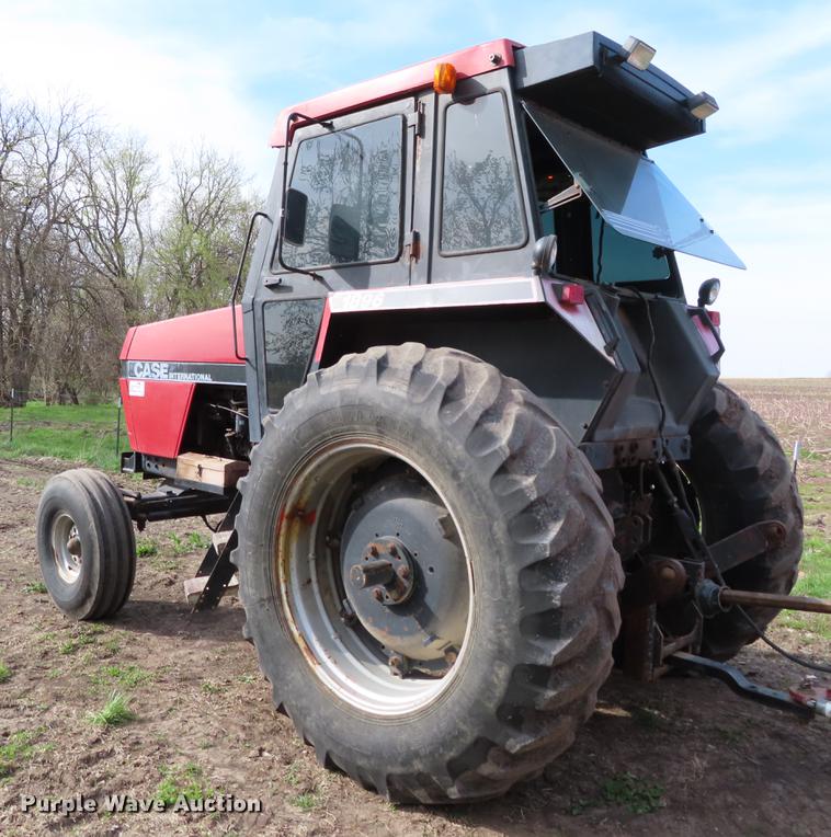 image for item DF7805 1984 Case IH 1896 tractor