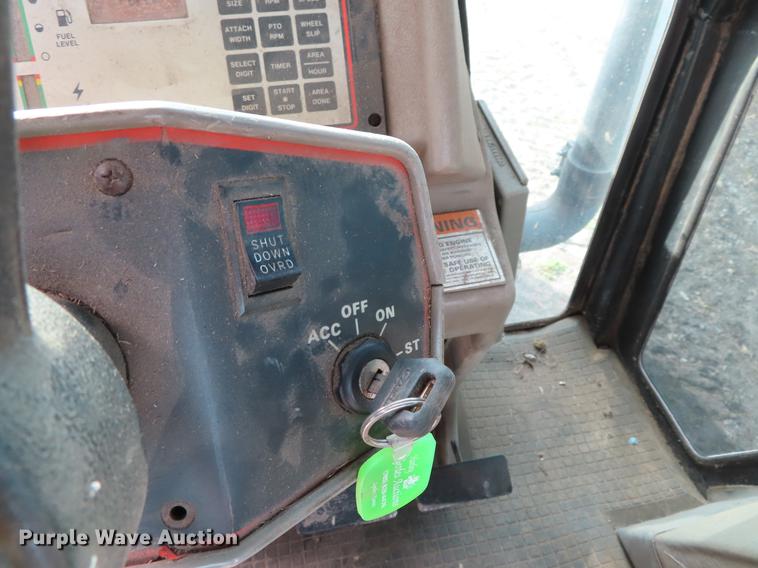 image for item DF7805 1984 Case IH 1896 tractor