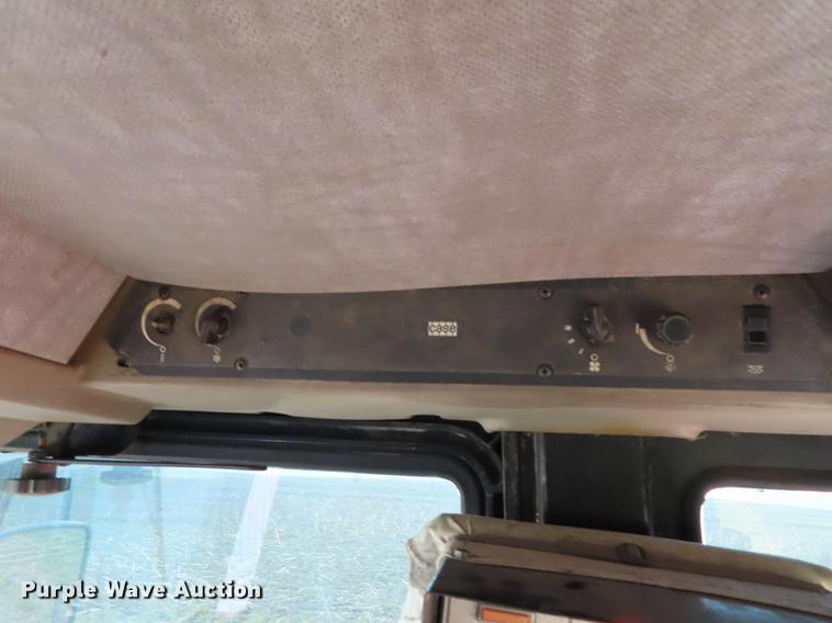 image for item DF7805 1984 Case IH 1896 tractor