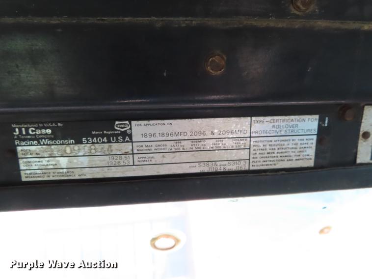 image for item DF7805 1984 Case IH 1896 tractor