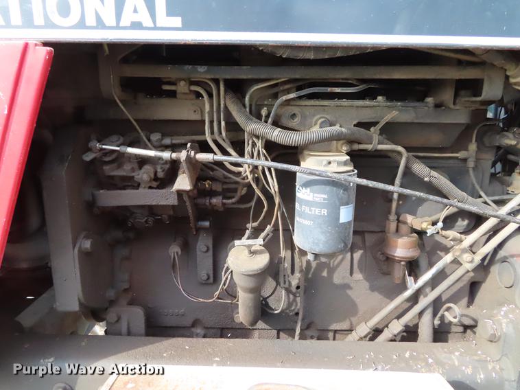 image for item DF7805 1984 Case IH 1896 tractor