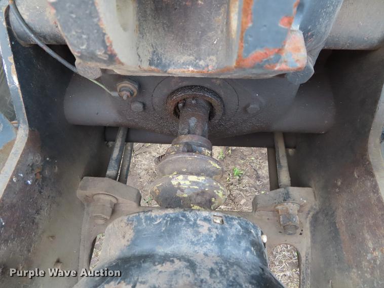 image for item DF7805 1984 Case IH 1896 tractor