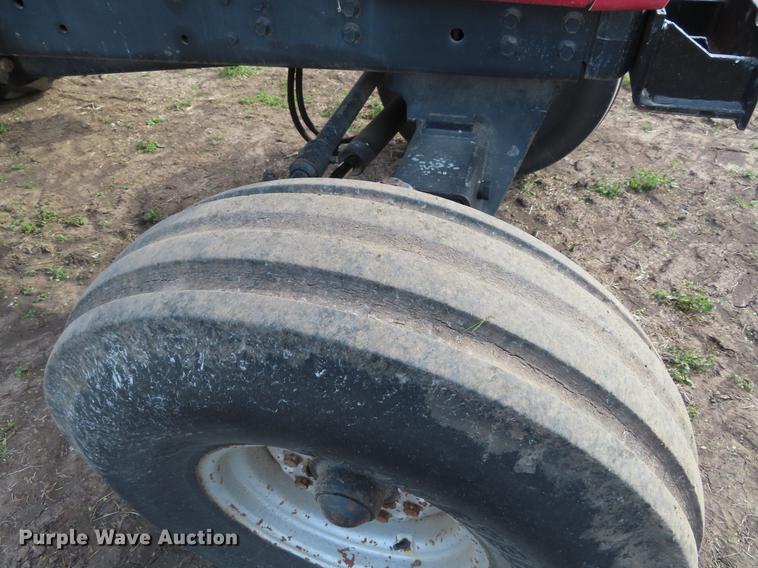 image for item DF7805 1984 Case IH 1896 tractor