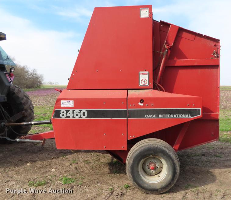 image for item DF7806 1989 Case IH 8460 round baler