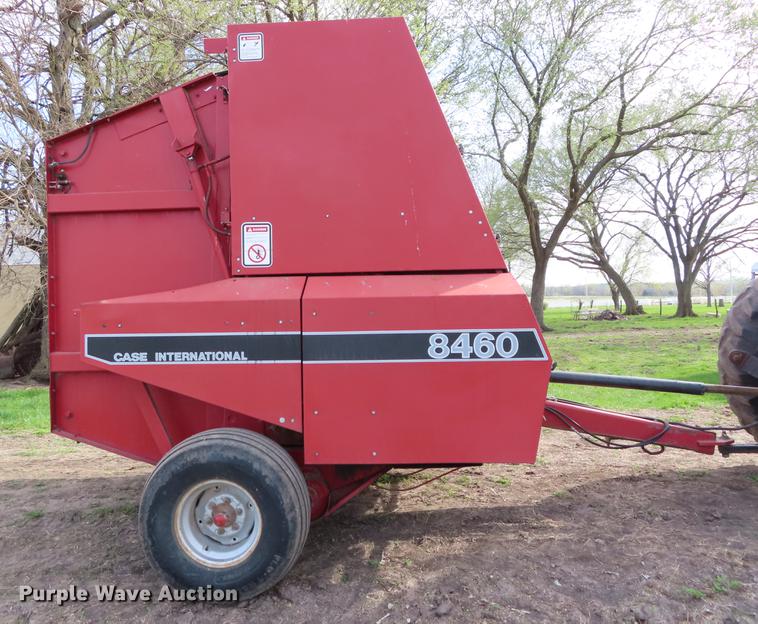 image for item DF7806 1989 Case IH 8460 round baler