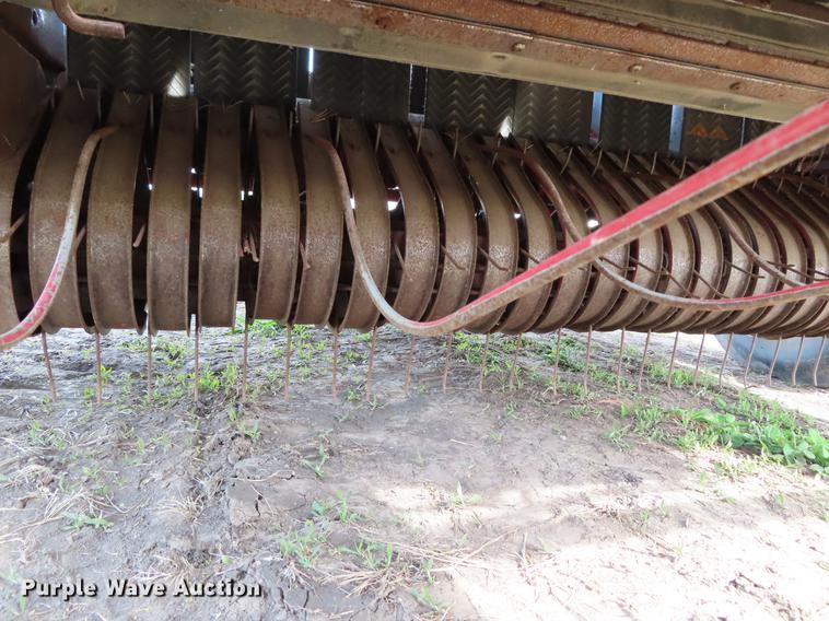 image for item DF7806 1989 Case IH 8460 round baler