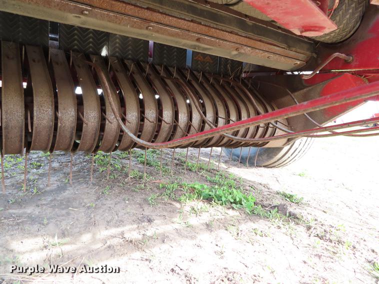 image for item DF7806 1989 Case IH 8460 round baler