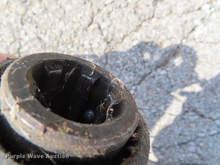 image for item DF7814 Hesston 745 round baler