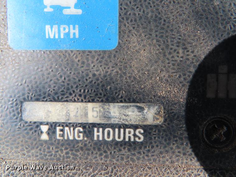 image for item DF7818 1978 International 886 tractor