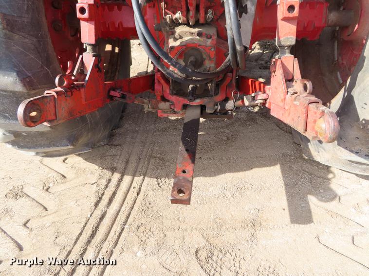 image for item DF7818 1978 International 886 tractor